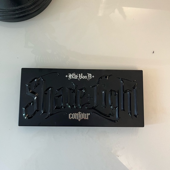 Kat Von D contour palate - Picture 2 of 5